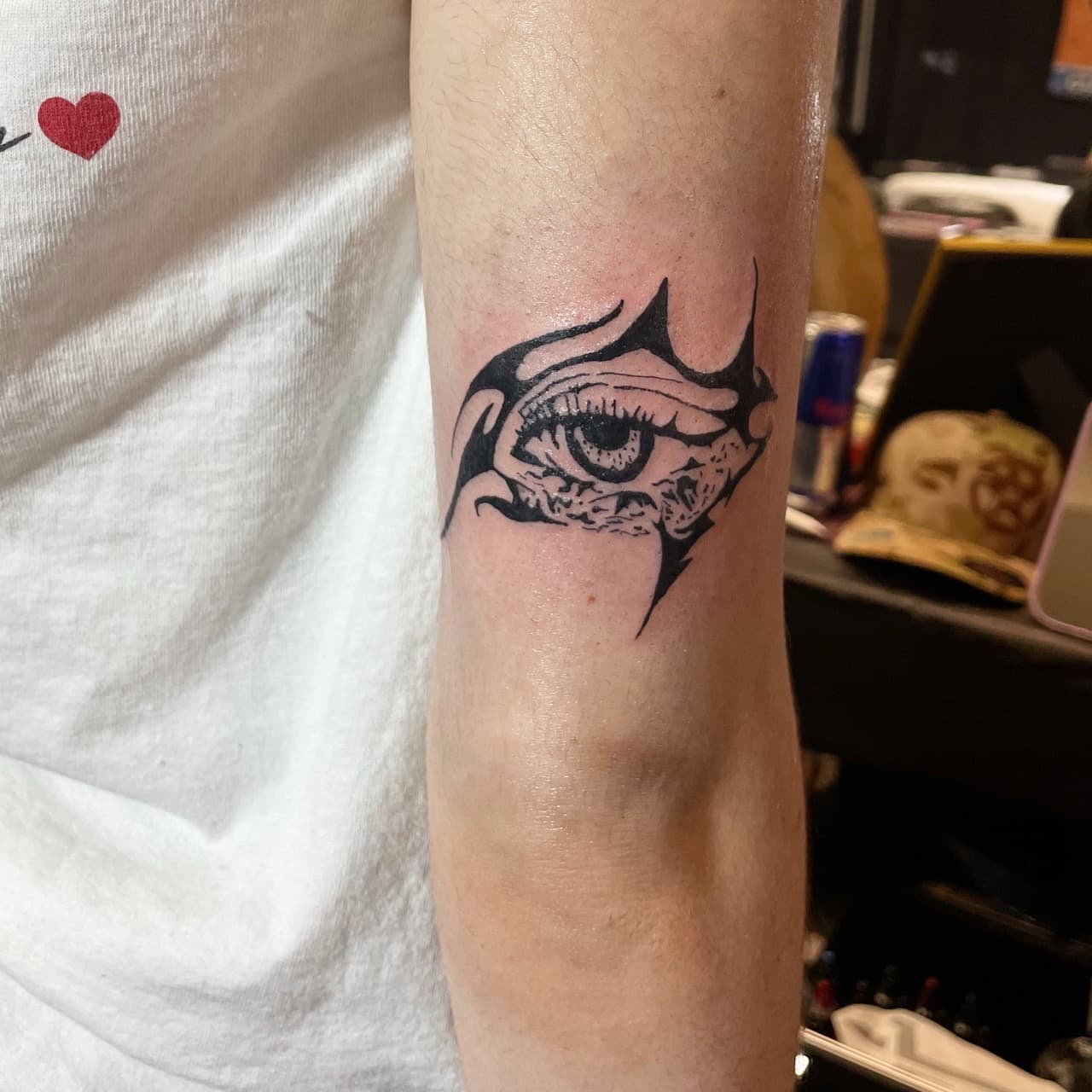 Black-work + Abstract eye tattoo on Upper Arm by Ariesinkedme on TattMe