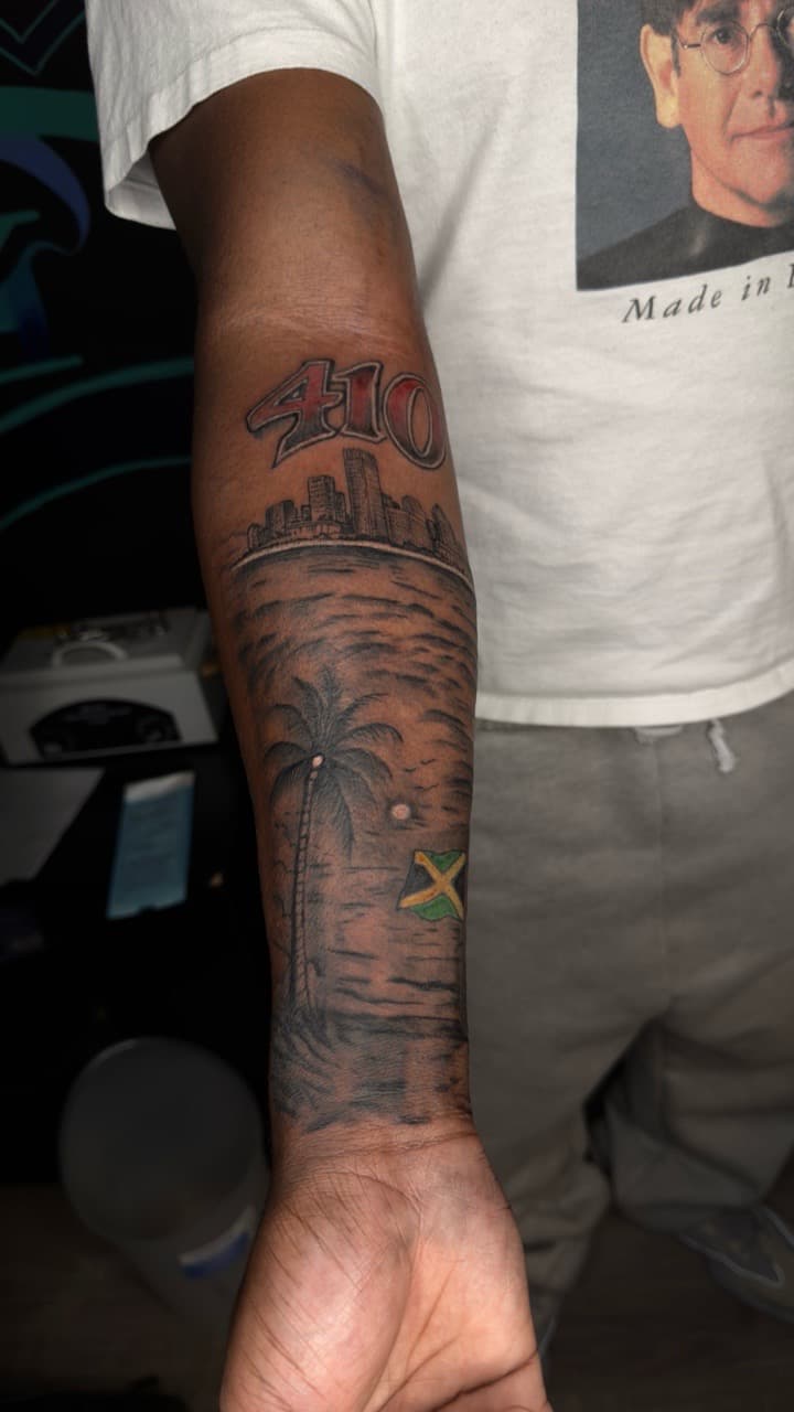 Illustrative + Black & Grey cityscape tattoo on Forearm by yeahdatscjink on TattMe
