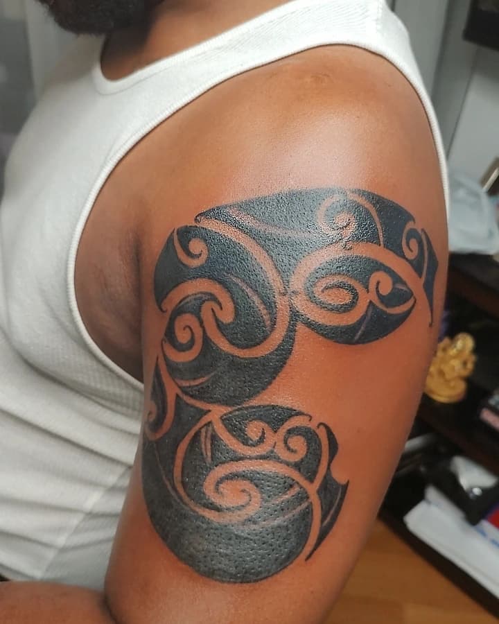 Tribal + Polynesian patterns tattoo on Upper Arm by Cakes_Ariana on TattMe