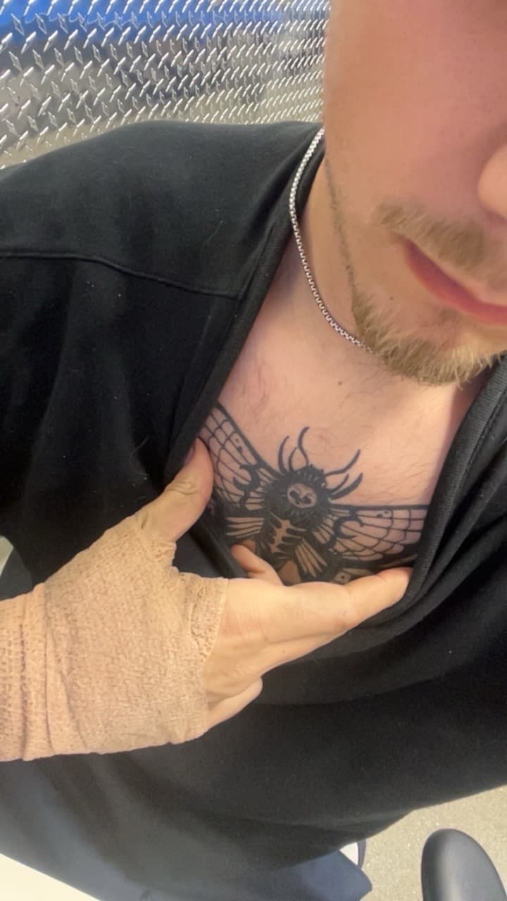 Black-work + Illustrative moth tattoo on Sternum by Sang_Mythos_Tattoo on TattMe