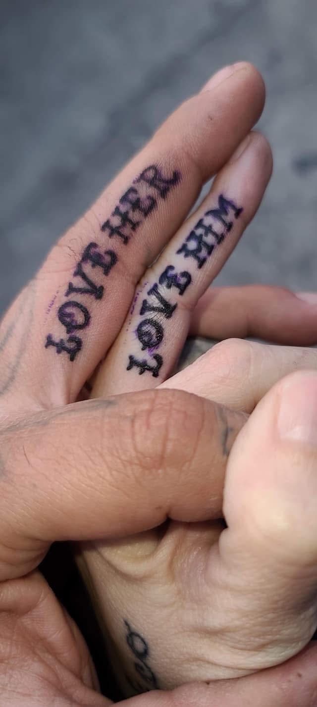 Lettering + Black-work fingers tattoo on Fingers by William_Samaras on TattMe
