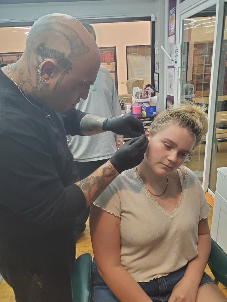 Black-work + Illustrative ram tattoo on Scalp by William_Samaras on TattMe