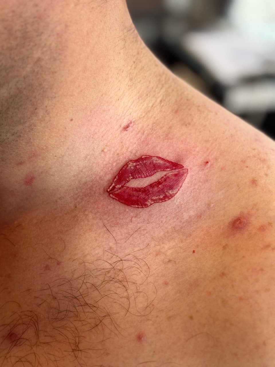 Fine Line + Color lips tattoo on Shoulder by William_Samaras on TattMe