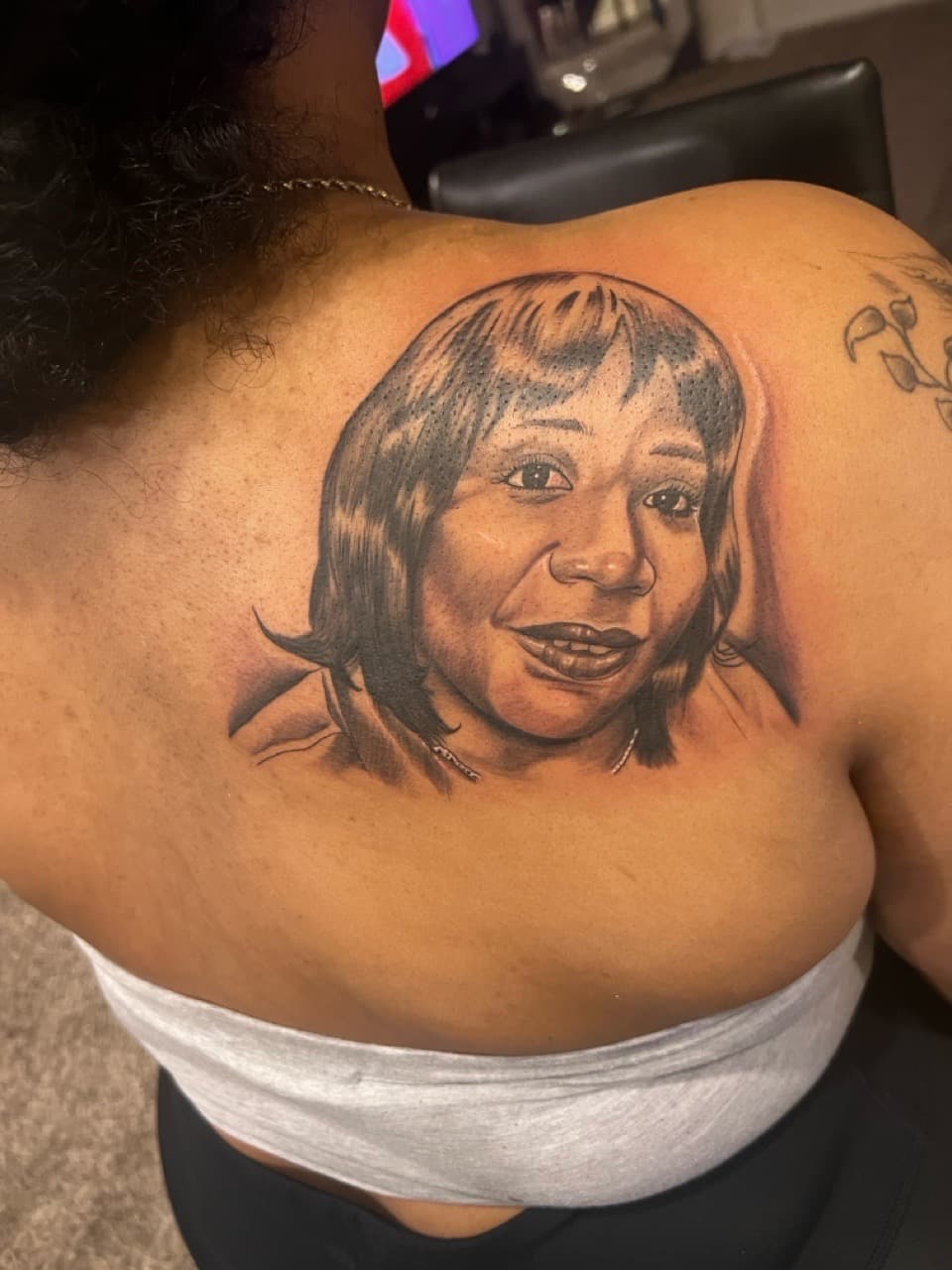 Realism + Black & Grey woman tattoo on Upper Back by Money_Ink_Tattoos on TattMe