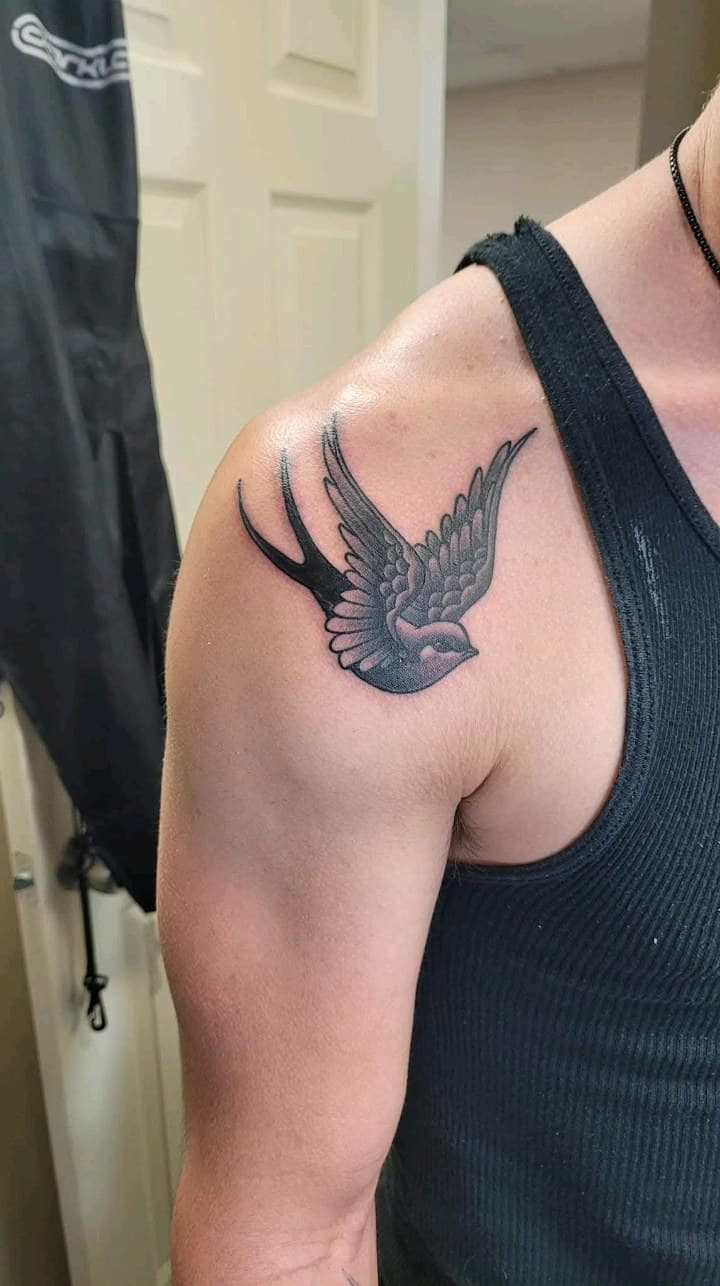 Black & Grey + Traditional swallow tattoo on Shoulder by 2nd_Circle_Tattoo_Co on TattMe