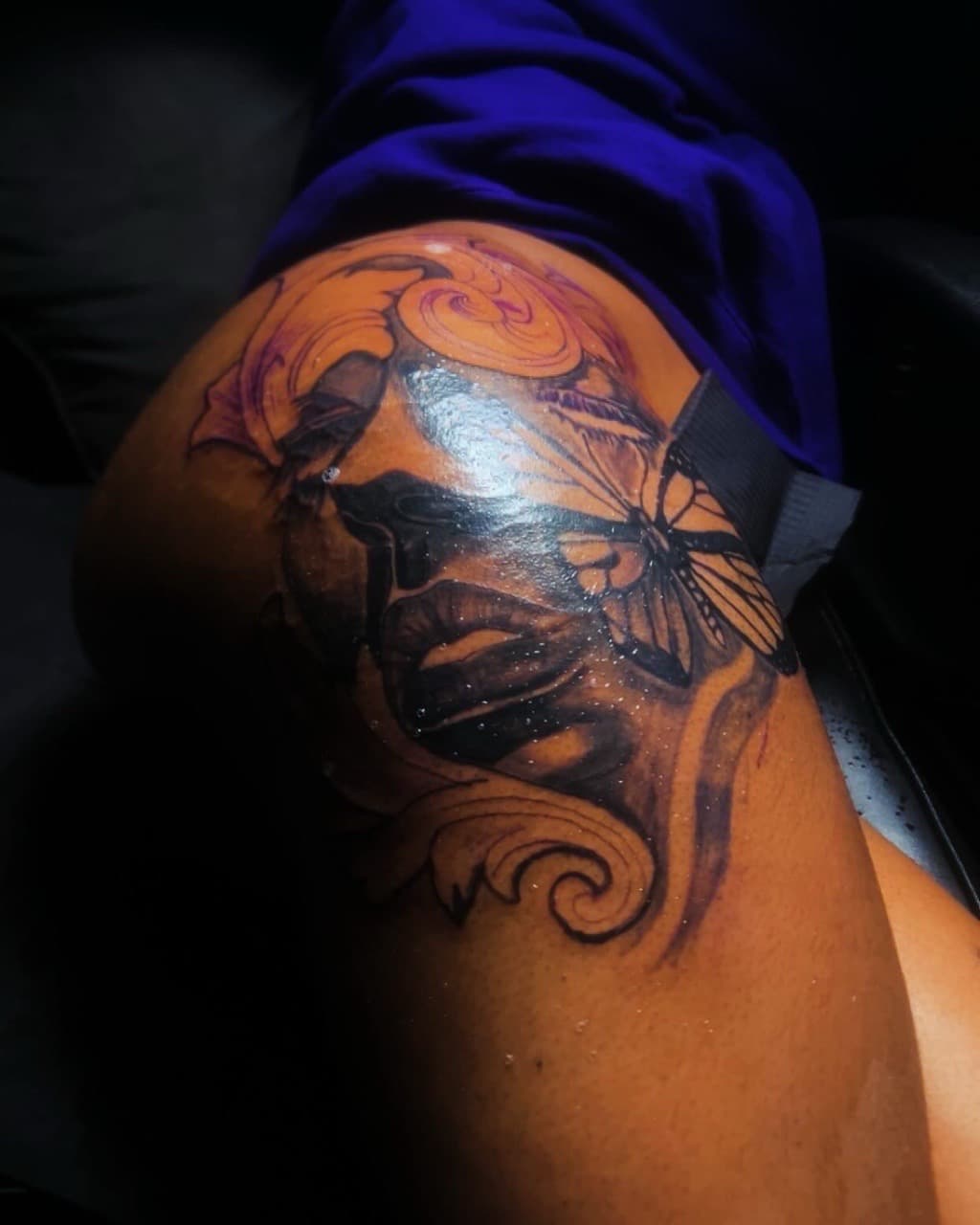 Black & Grey + Illustrative woman tattoo on Thigh by 32_Incc_STUDIOS_LLC. on TattMe