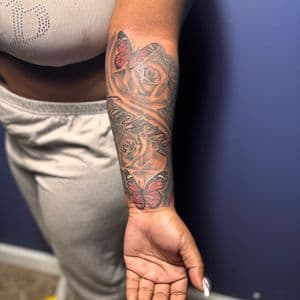 Black & Grey + Color roses tattoo on Forearm by 32_Incc_STUDIOS_LLC. on TattMe