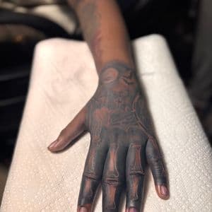 Black-work + Illustrative hand tattoo on Hand by 32_Incc_STUDIOS_LLC. on TattMe