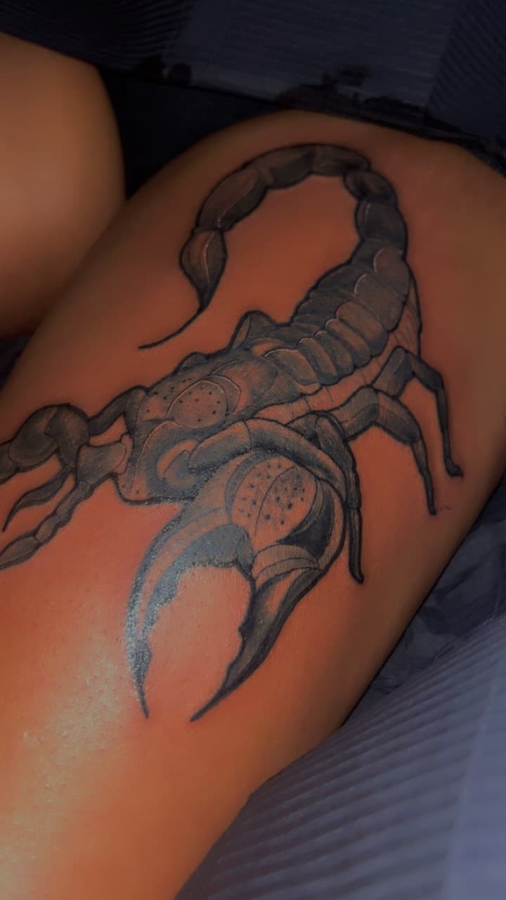 Black & Grey + Illustrative scorpion tattoo on Thigh by 32_Incc_STUDIOS_LLC. on TattMe