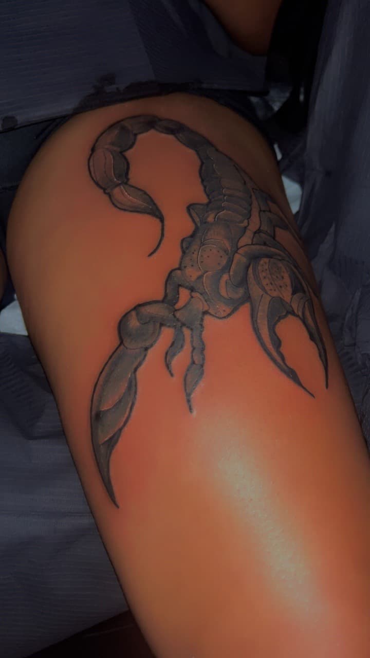 Black & Grey + Illustrative scorpion tattoo on Thigh by 32_Incc_STUDIOS_LLC. on TattMe
