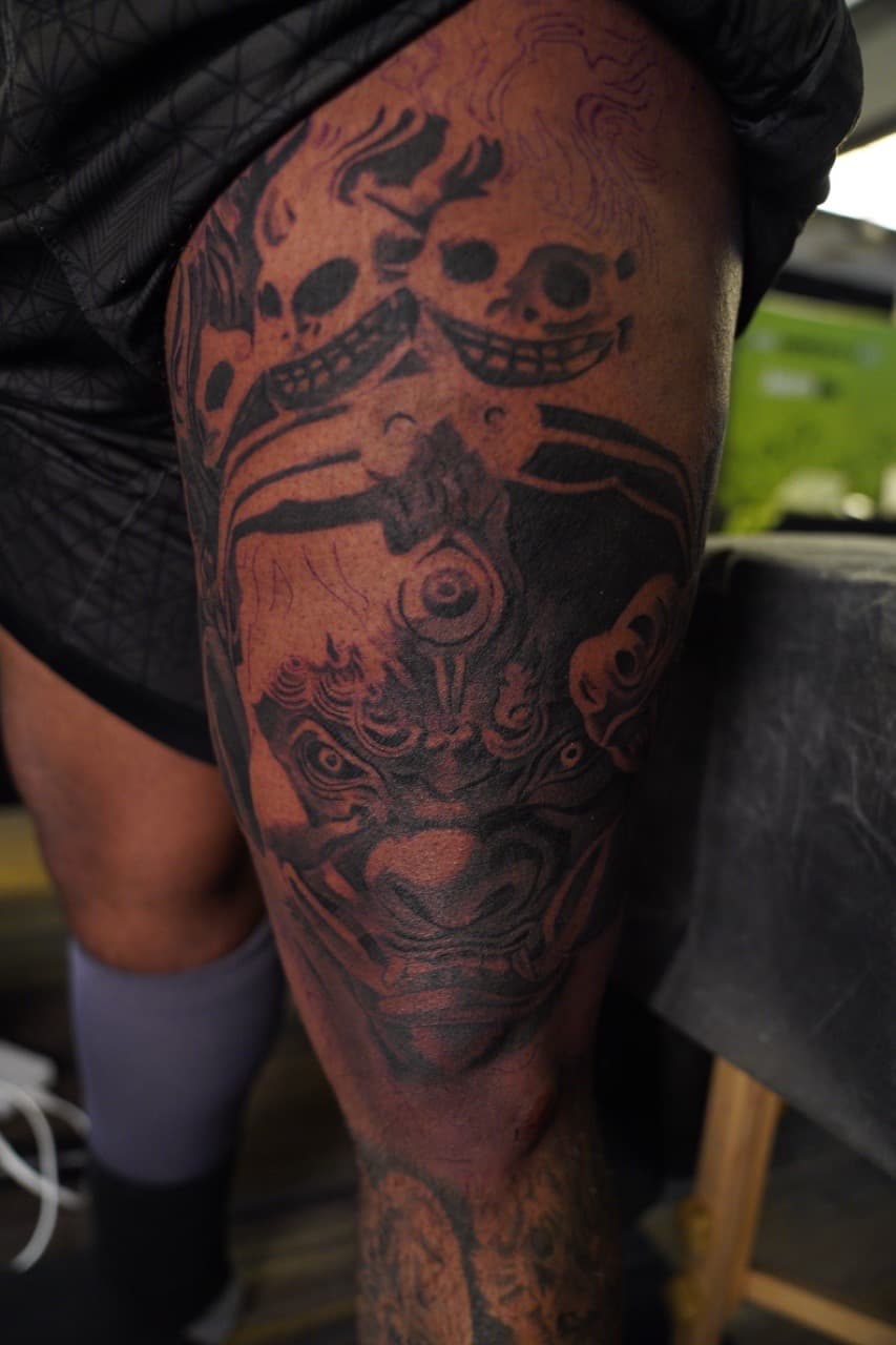 Black-work + Japanese demon tattoo on Thigh by Upside_Tattoo on TattMe