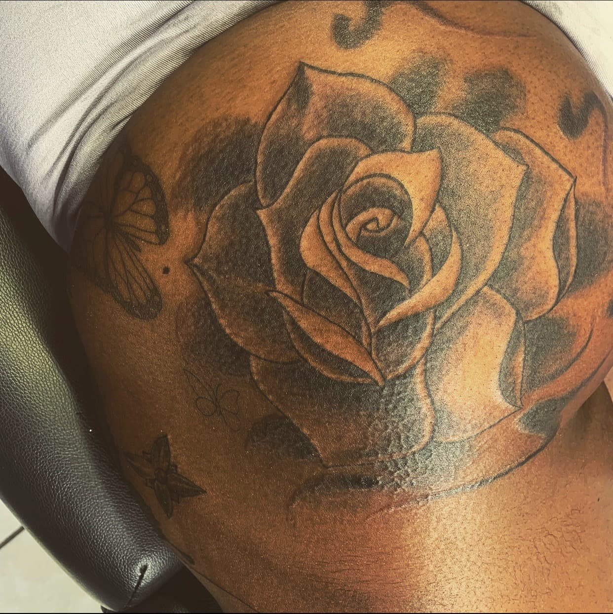 Black & Grey + Fine Line rose tattoo on Thigh by Mafia_Ink on TattMe