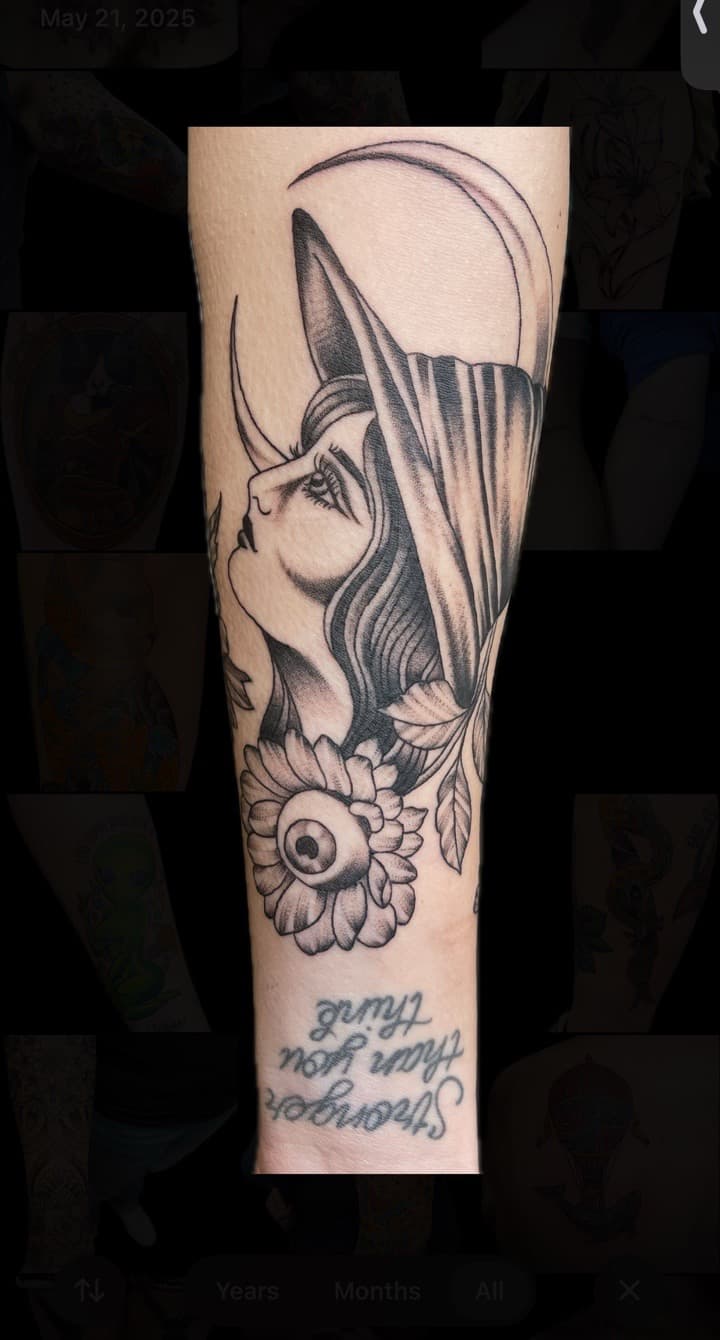 Black & Grey + Fine Line woman tattoo on Forearm by Carmela_Bella on TattMe