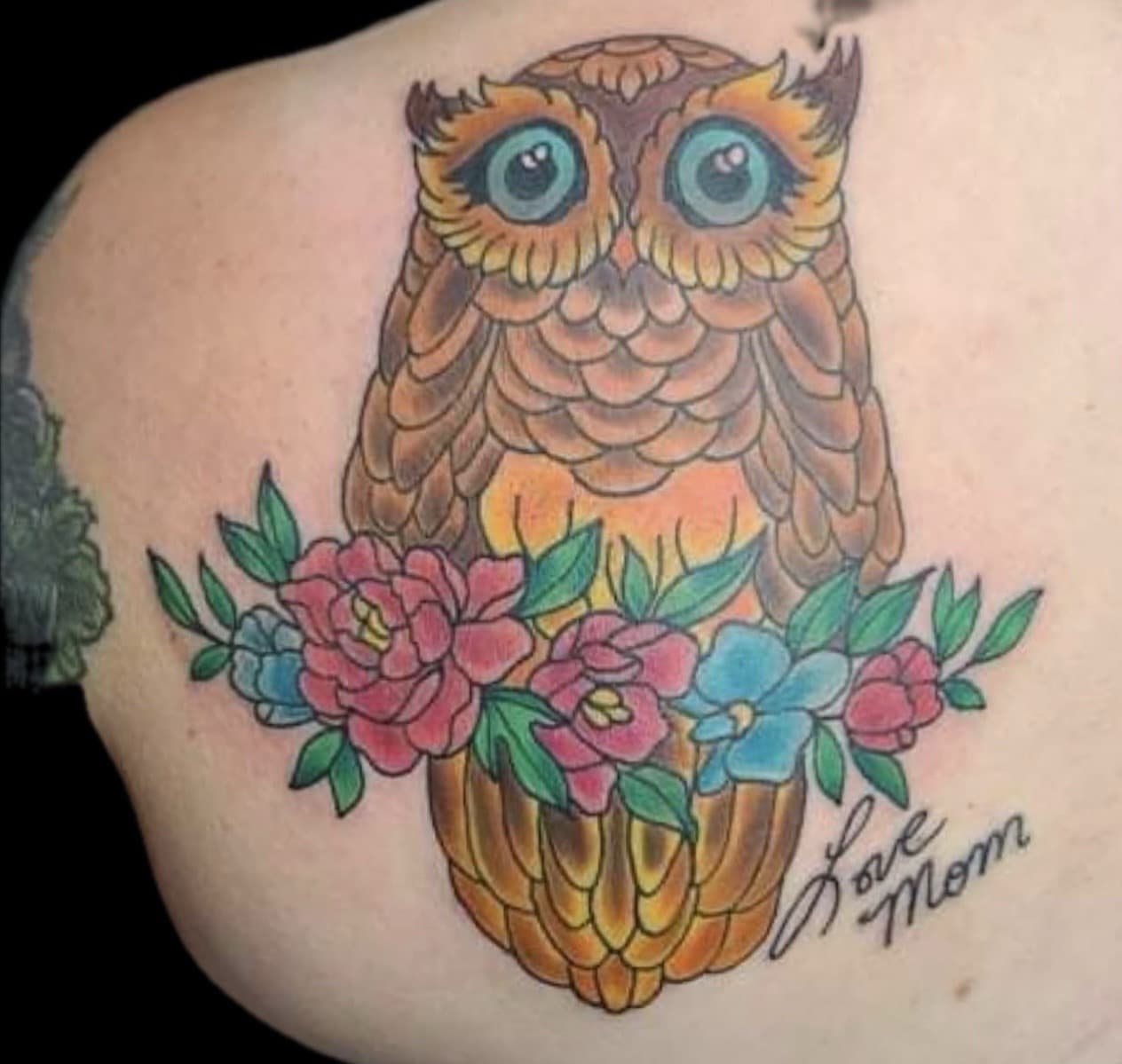 Illustrative + Color owl tattoo on Shoulder Blade by Carmela_Bella on TattMe