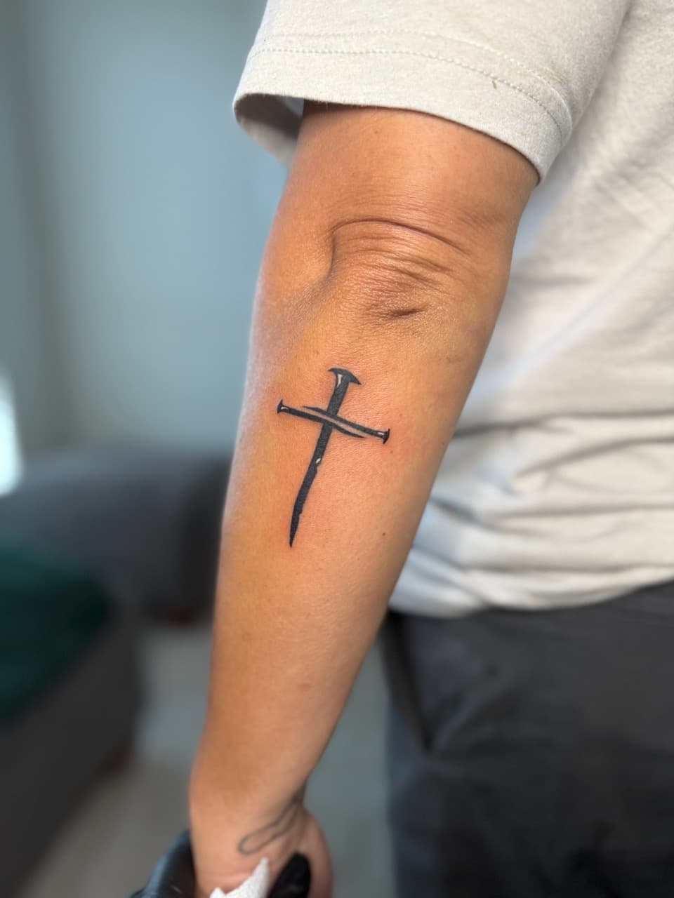 Black-work + Illustrative cross tattoo on Forearm by Jarieliz_Stick_and_Ink on TattMe