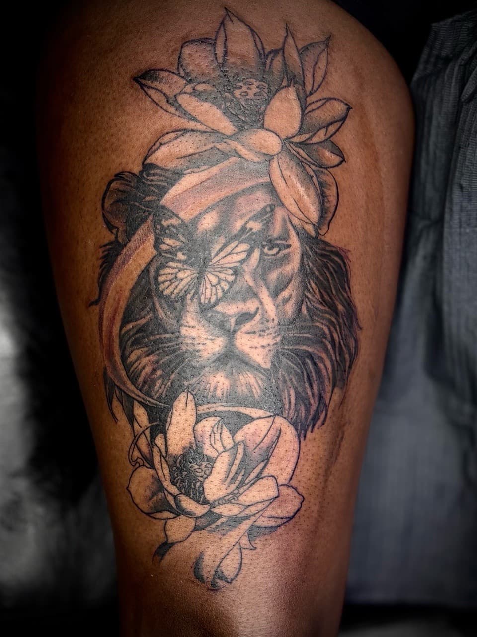 Black & Grey + Illustrative lion tattoo on Thigh by Arttrigga on TattMe