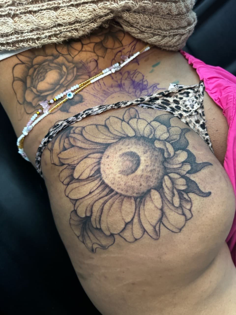 Black & Grey + Floral sunflower tattoo on Hip by Ink_by_Noble on TattMe