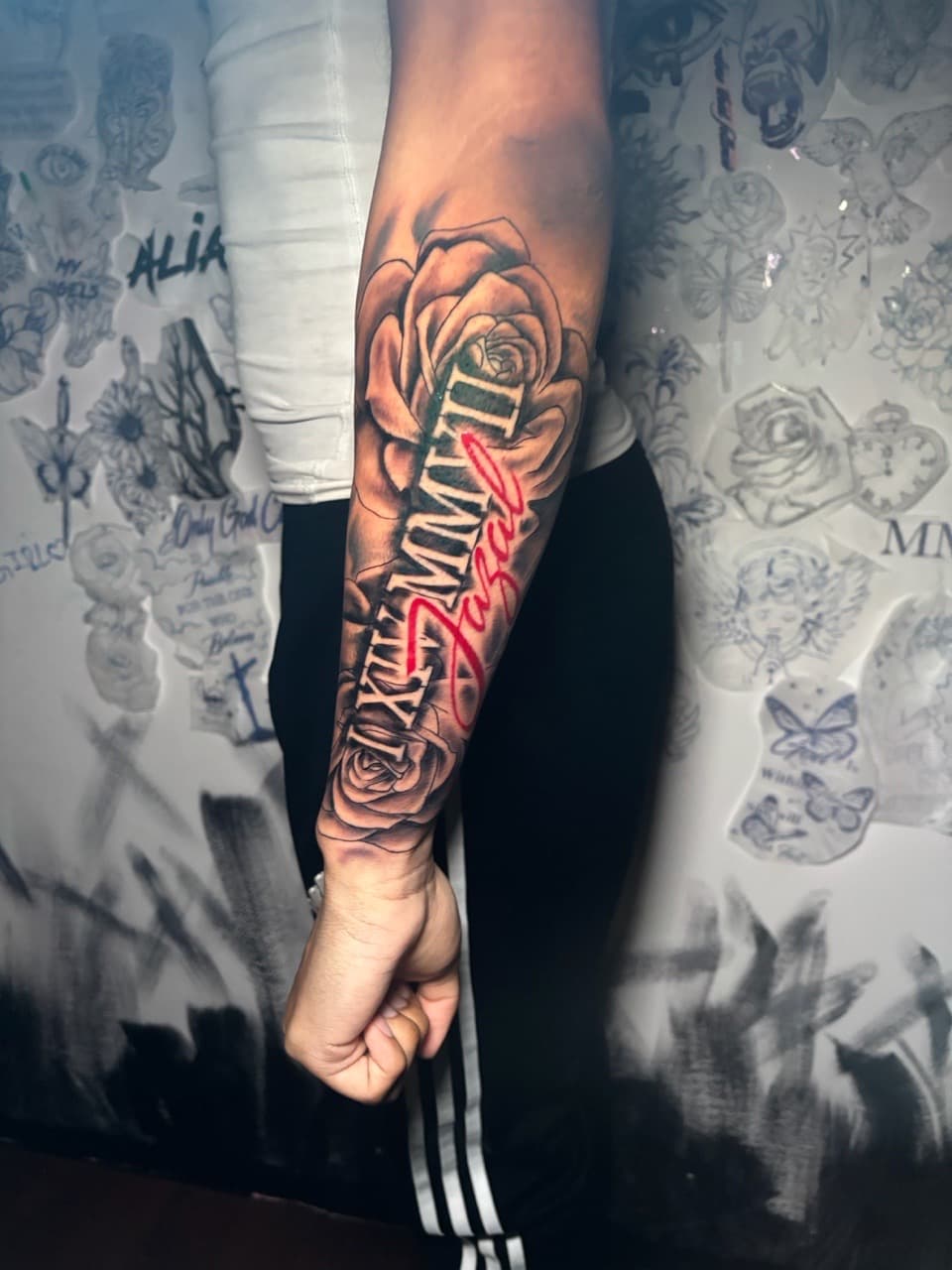 Black & Grey + Floral roses tattoo on Forearm by Lottooink on TattMe