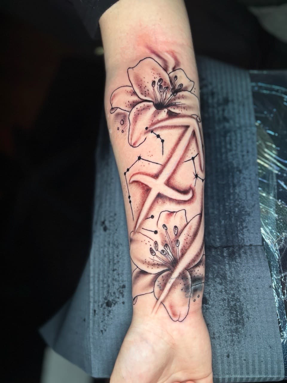 Fine Line + Black & Grey flowers tattoo on Forearm by Lottooink on TattMe