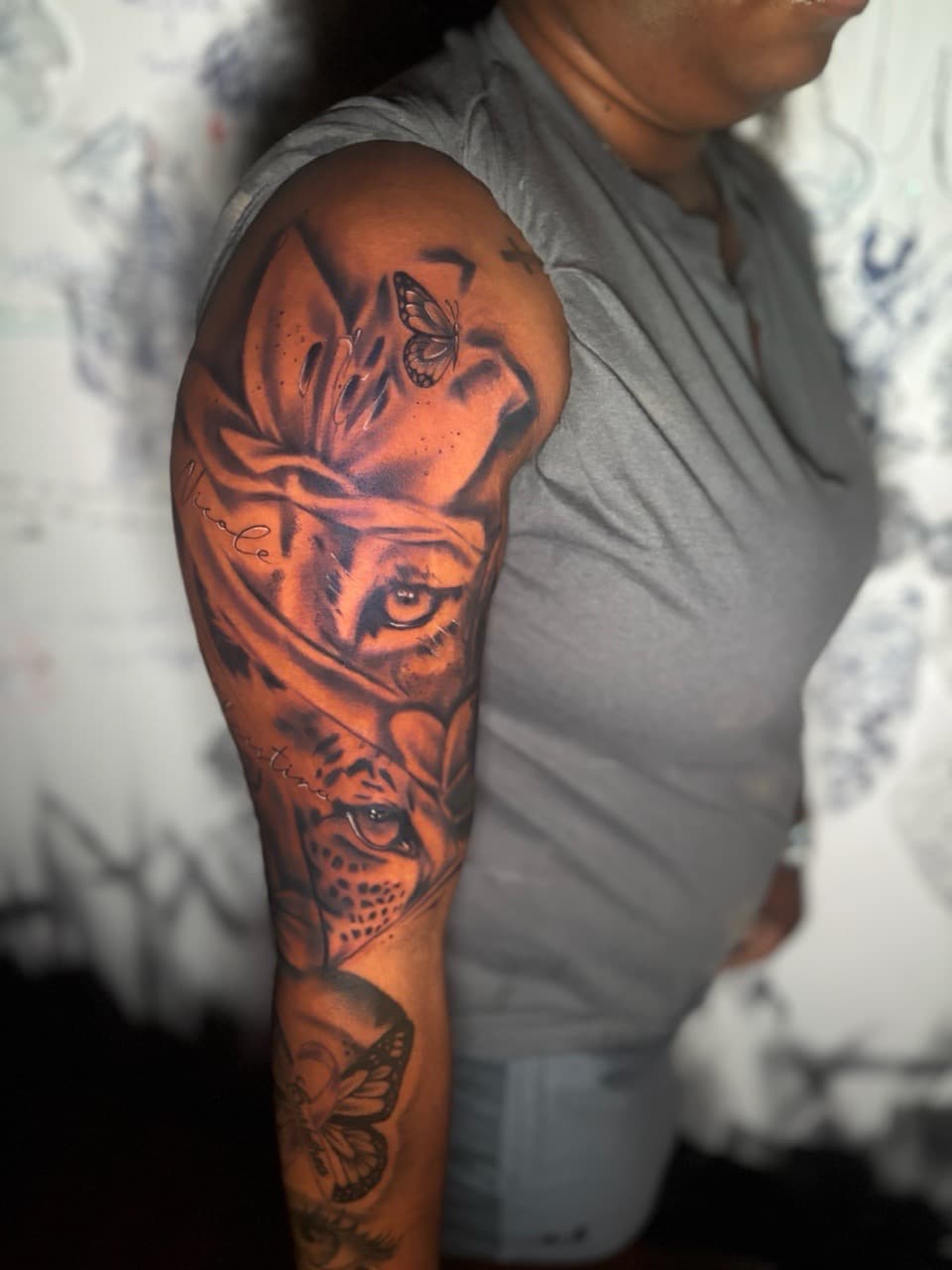 Black & Grey + Realism leopard tattoo on Half Sleeve by Lottooink on TattMe