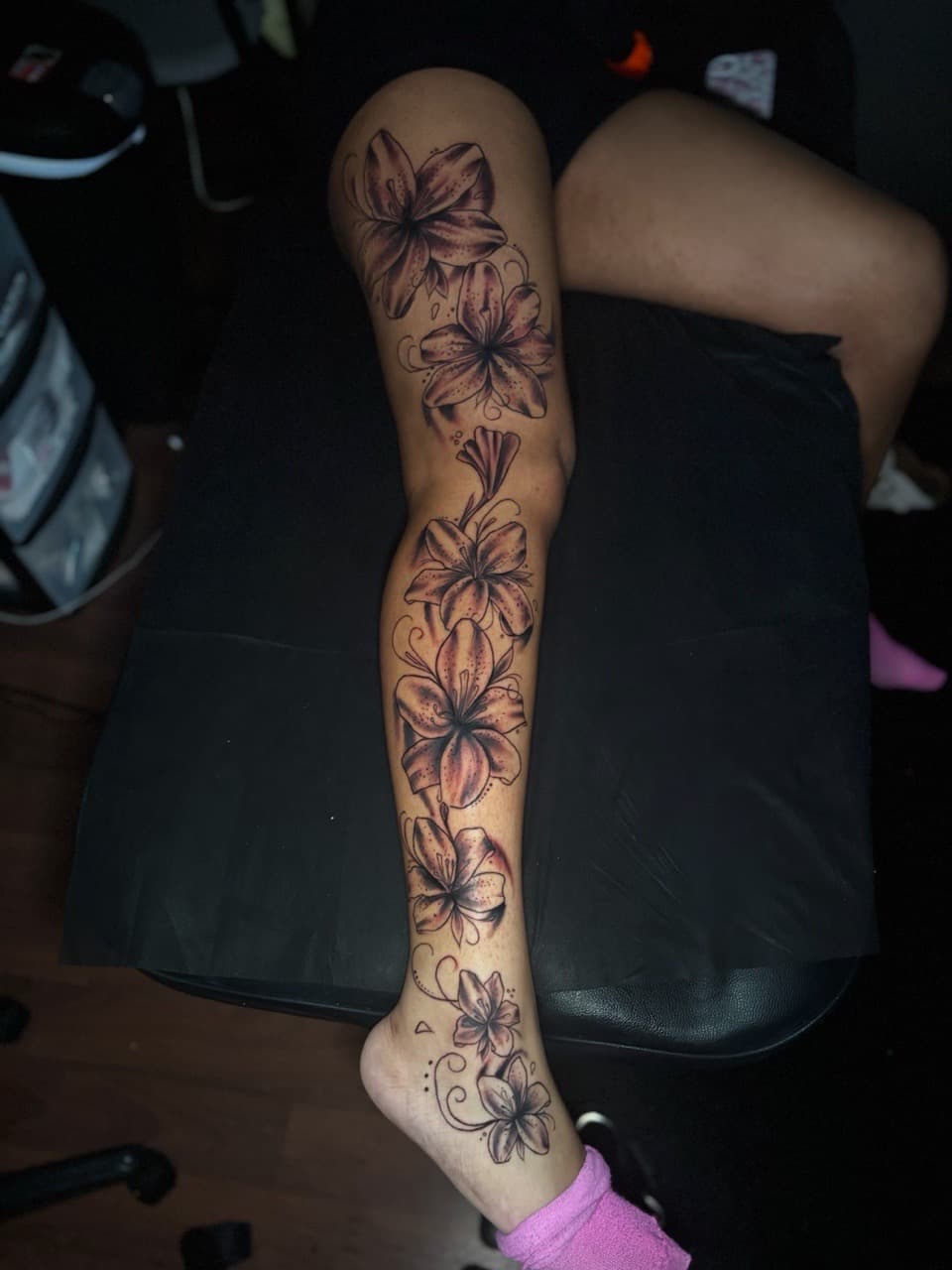 Floral + Black & Grey flowers tattoo on Full Leg Sleeve by Lottooink on TattMe