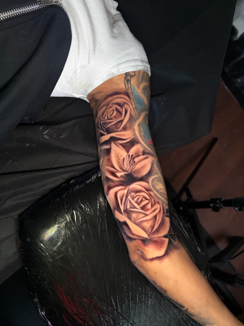 Black & Grey + Floral roses tattoo on Forearm by Lottooink on TattMe
