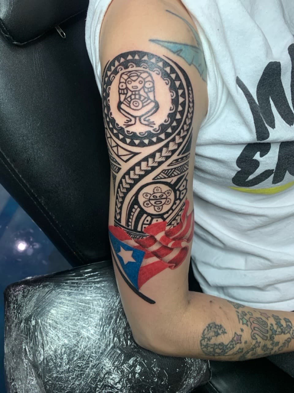 Tribal + Black-work puerto rican flag tattoo on Upper Arm by INKK_LYFE on TattMe