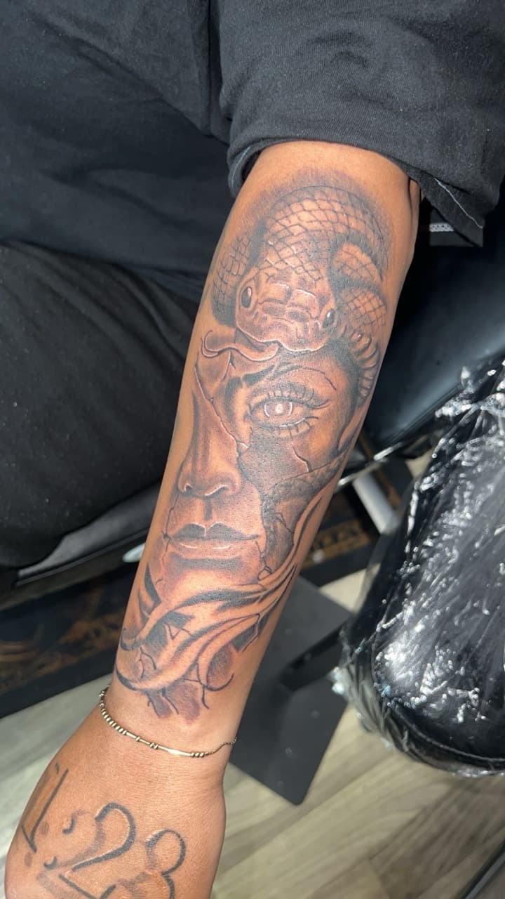 Black & Grey + Realism medusa tattoo on Upper Arm by Jay on TattMe