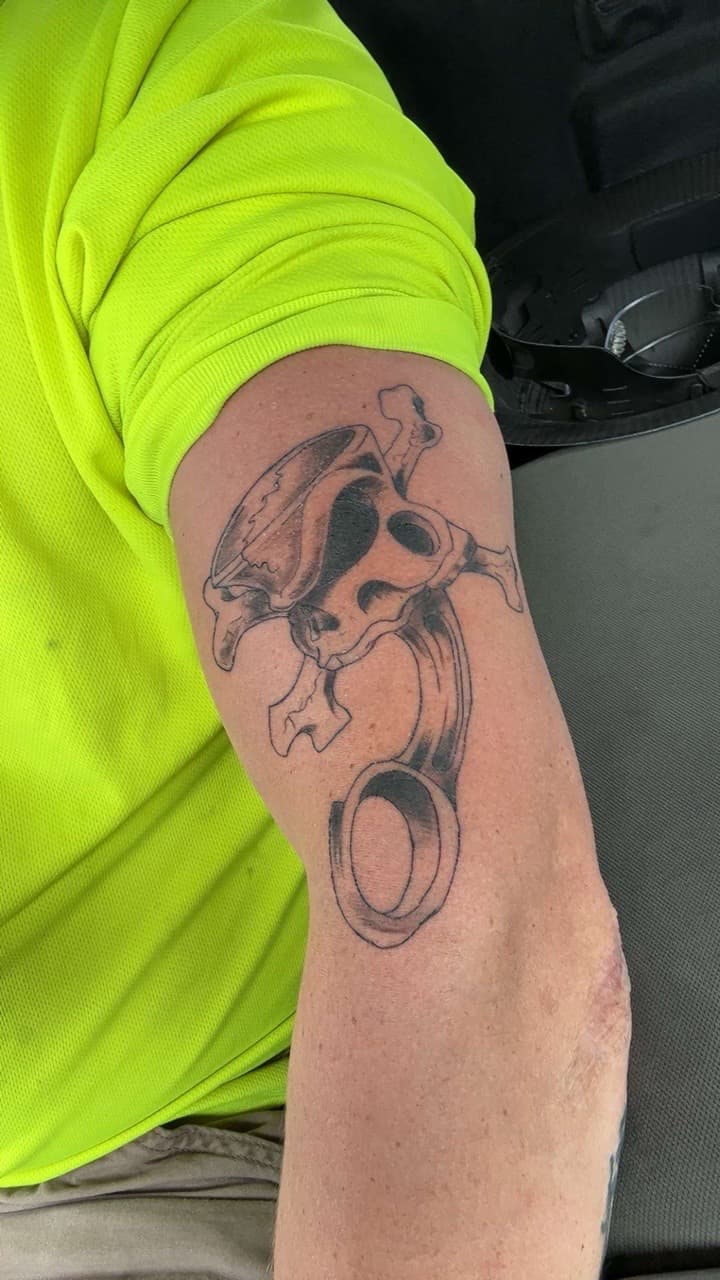 Black & Grey + Biomechanical skull tattoo on Upper Arm by The_plug_Tattoo._Co on TattMe