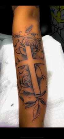 Black & Grey + Floral roses tattoo on Forearm by Torian_Benns on TattMe