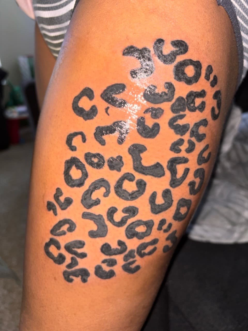 Black-work + Animals leopard tattoo on Upper Arm by zatatem on TattMe