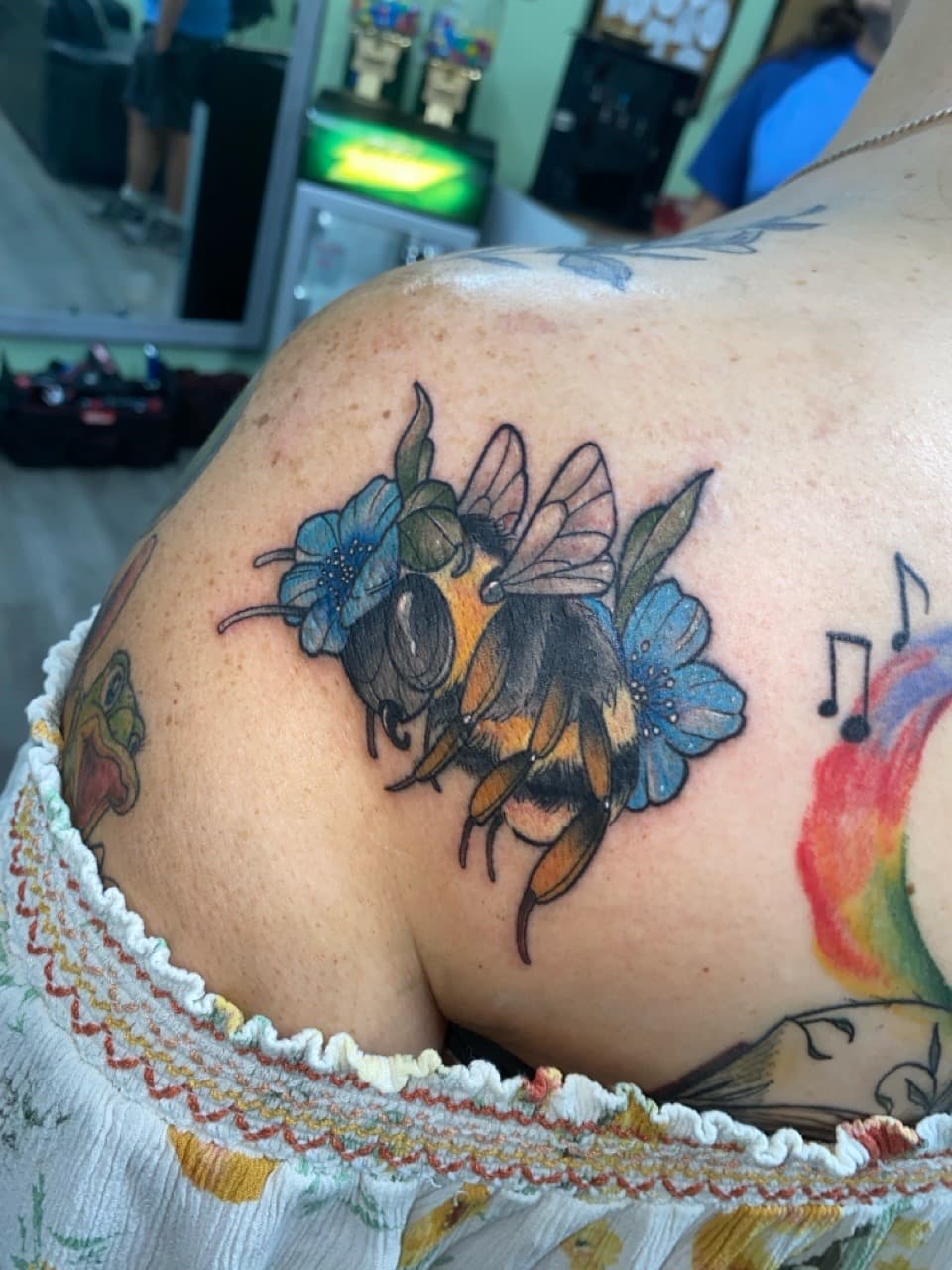 Illustrative + Color bumblebee tattoo on Shoulder by Zoe_Bates on TattMe