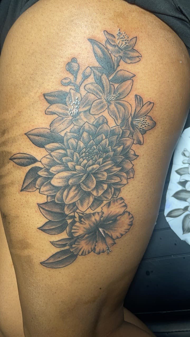 Floral + Black & Grey flowers tattoo on Thigh by MauryTatz on TattMe