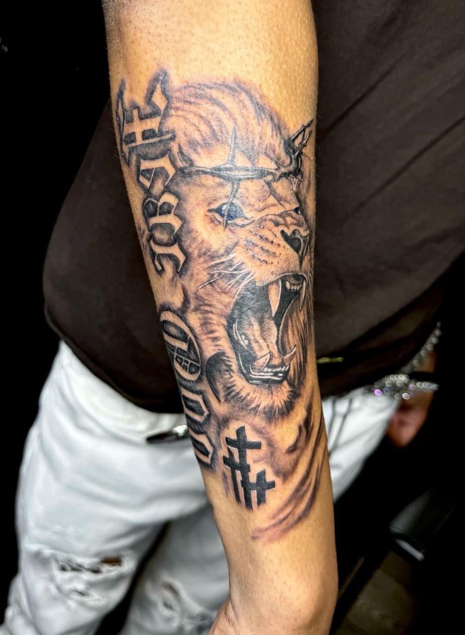 Black & Grey + Realism lion tattoo on Forearm by xRay_The_Artist on TattMe