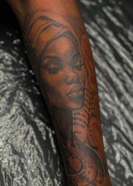 Black & Grey + Portrait woman tattoo on Forearm by Callme_Lroy on TattMe