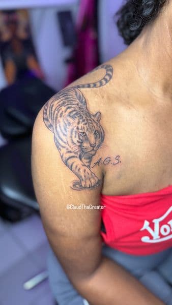 Black & Grey + Realism tiger tattoo on Shoulder by ClaudThaCreeator on TattMe