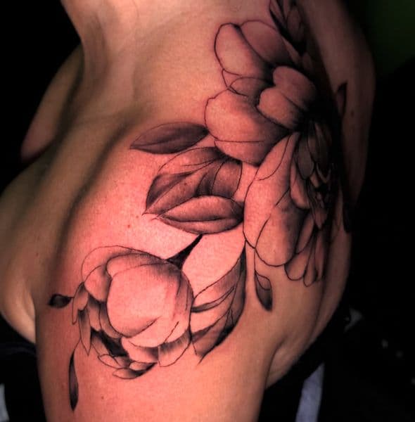 Fine Line + Black & Grey flowers tattoo on Shoulder Blade by InkByWayne on TattMe