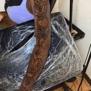 Black & Grey + Floral roses tattoo on Full Sleeve by TaeDavinci on TattMe