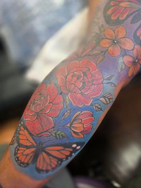 Neo-Traditional + Color roses tattoo on Upper Arm by Qjoriginals43 on TattMe