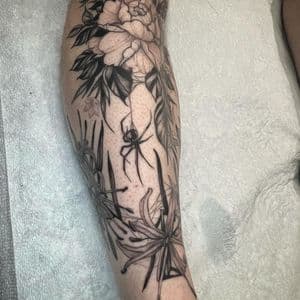 Black & Grey + Illustrative flowers tattoo on Calf by Q_tattoo on TattMe