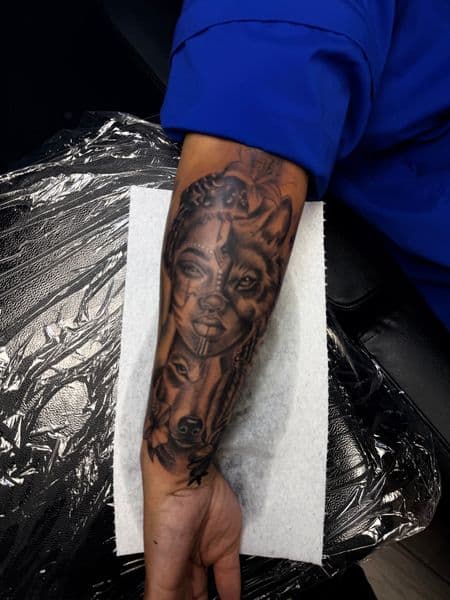 Black & Grey + Realism woman tattoo on Forearm by without.a.trece on TattMe