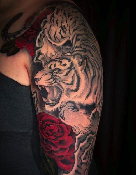 Japanese + Black & Grey tiger tattoo on Half Sleeve by pauljacktattoo on TattMe