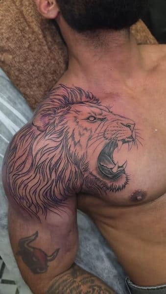 Line-work + Black & Grey lion tattoo on Shoulder by johnnytatt on TattMe