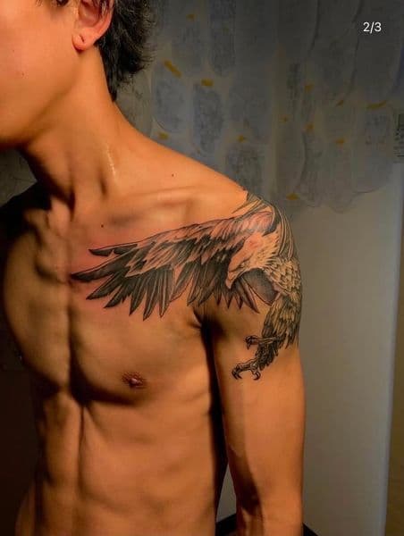 Black & Grey + Illustrative eagle tattoo on Shoulder by johnnytatt on TattMe