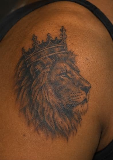 Black & Grey + Realism lion tattoo on Shoulder by blavkink_dave on TattMe