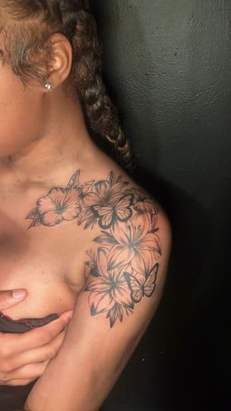 Black & Grey + Floral flowers tattoo on Shoulder by veelutatts on TattMe